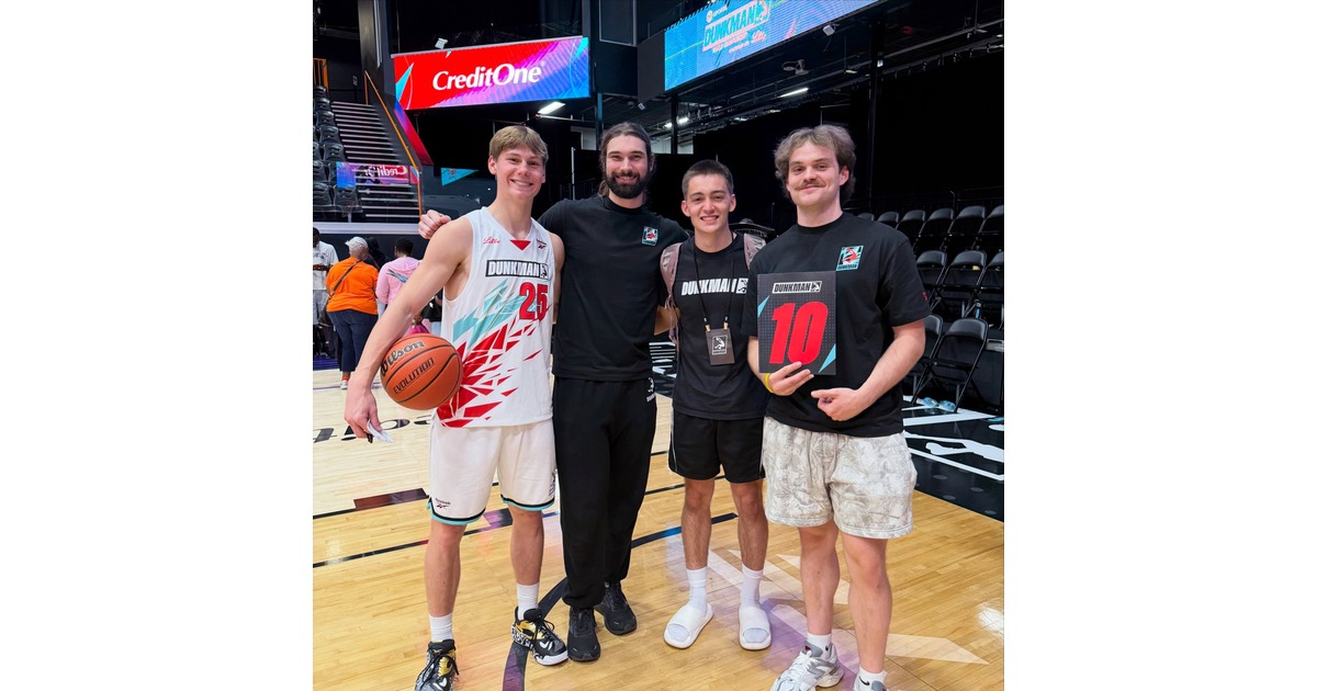 Dylan Haugen with DunkMan athletes on the court